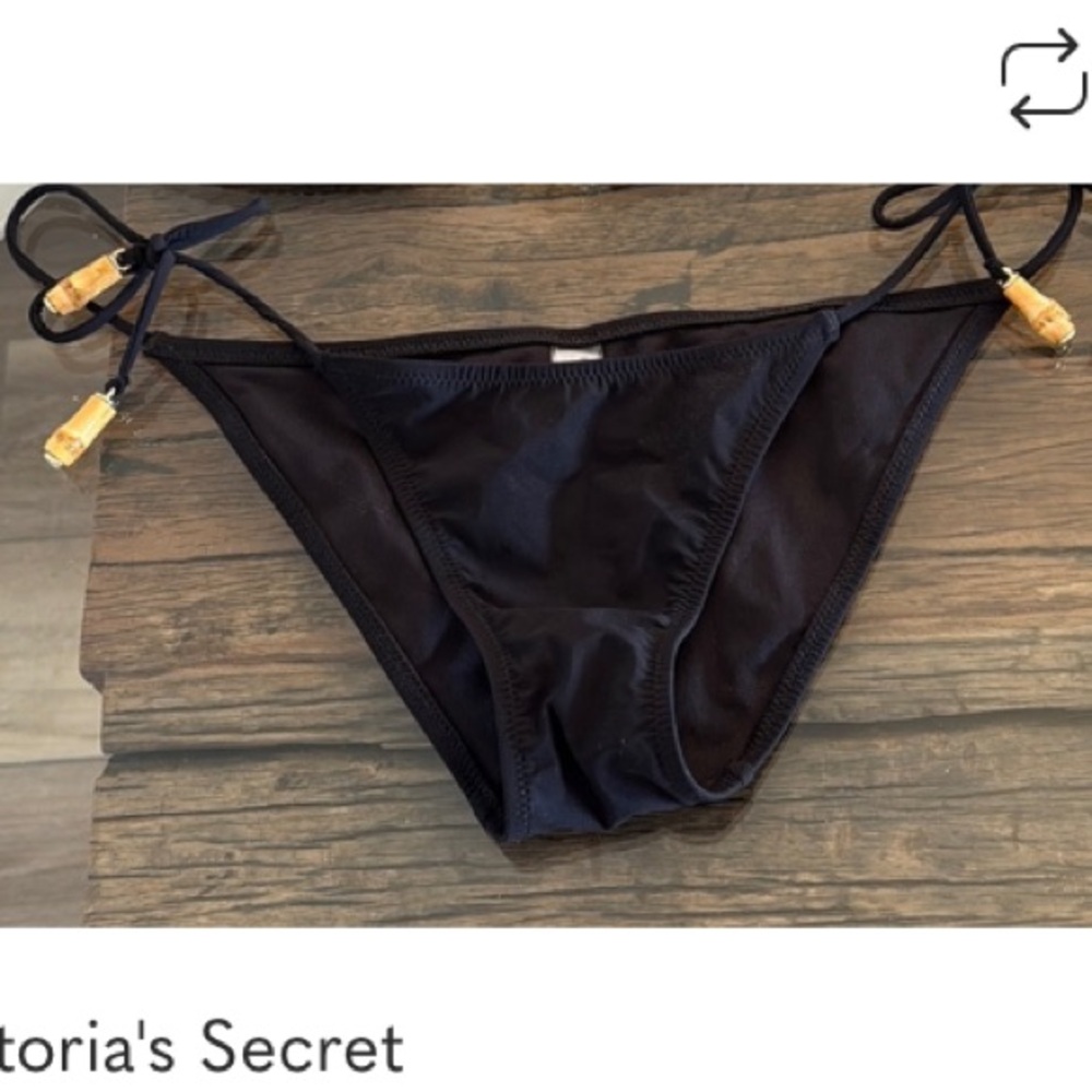 Victoria’s Secret Black Triangular Bikini Bottom Sz Sm Wood Beads at Side Ties